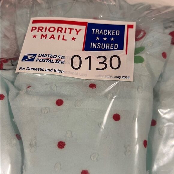 Unique vintage cherry print button down on side beautiful new no tags - Picture 12 of 12